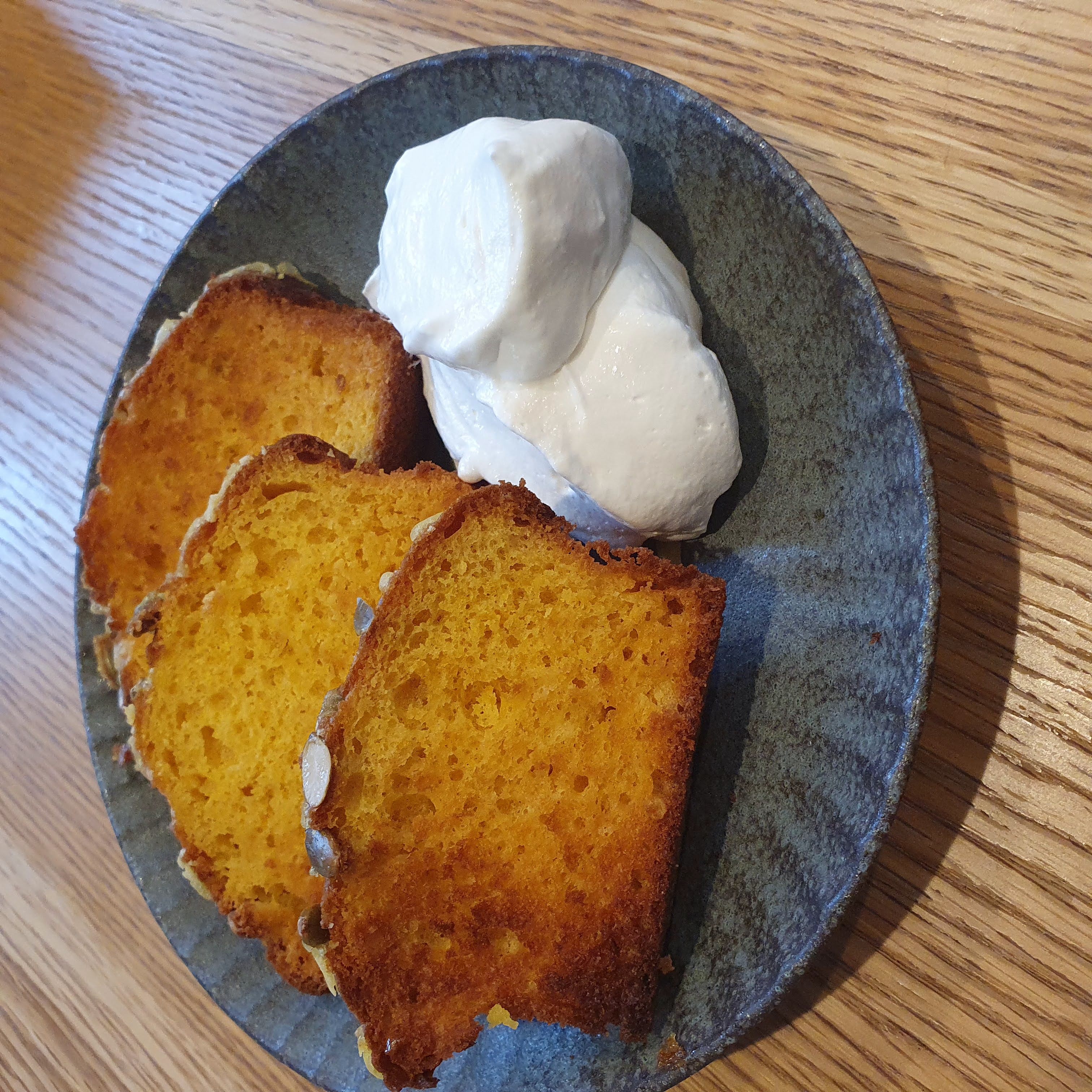 レビュー「必要な時に必要な分だけホイップを添えられて便利✨」に添付された1枚目の画像